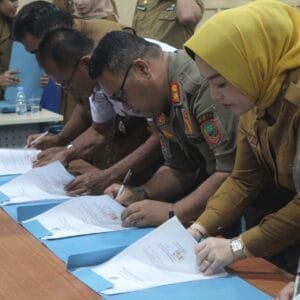 Pejabat di Empat Lawang Tanda Tangani Fakta Integritas Disaksikan Bupati dan Wakil Bupati Empat Lawang