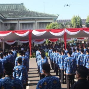 Sebanyak 722 Pegawai PPPK Tahap II Dilantik Bupati Lahat Bursah Zarnubi Lantik