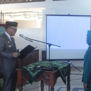 Bupati Joncik Muhammad Kukuhkan Ketua TP-PKK dan Tim Pembina Posyandu Empat Lawang