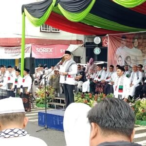 Bupati Bursah Zarnubi Pimpin Apel Peringatan Hari Santri ke-X tahun 2025