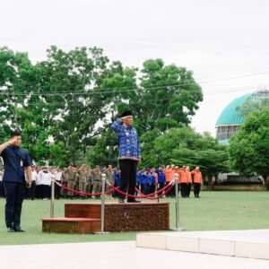 Upacara Memperingati HGN dan HUT PGRI Ke-80 di Pimpin Wakil Bupati Suprayitno